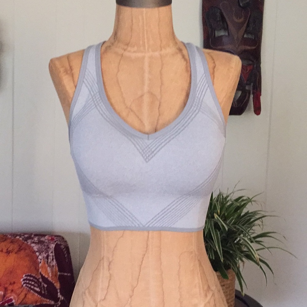 New Balance // Sports Bra